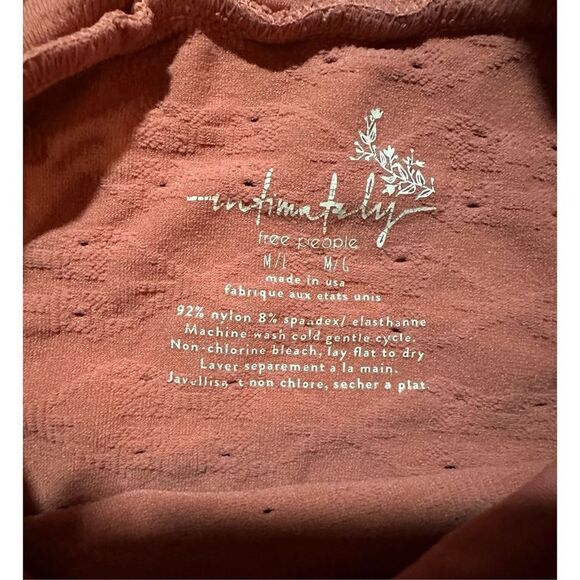 Free People Intimately Seamless Mock Neck Bodysuit Long Sleeve mauve pin… - Picture 4 of 9